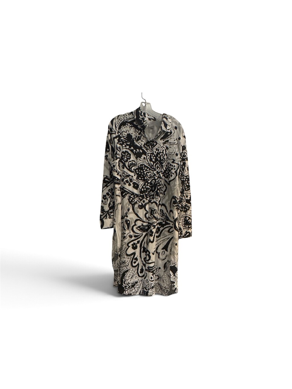 Chico's Black & White Long Sleeve Floral Shirt Dress